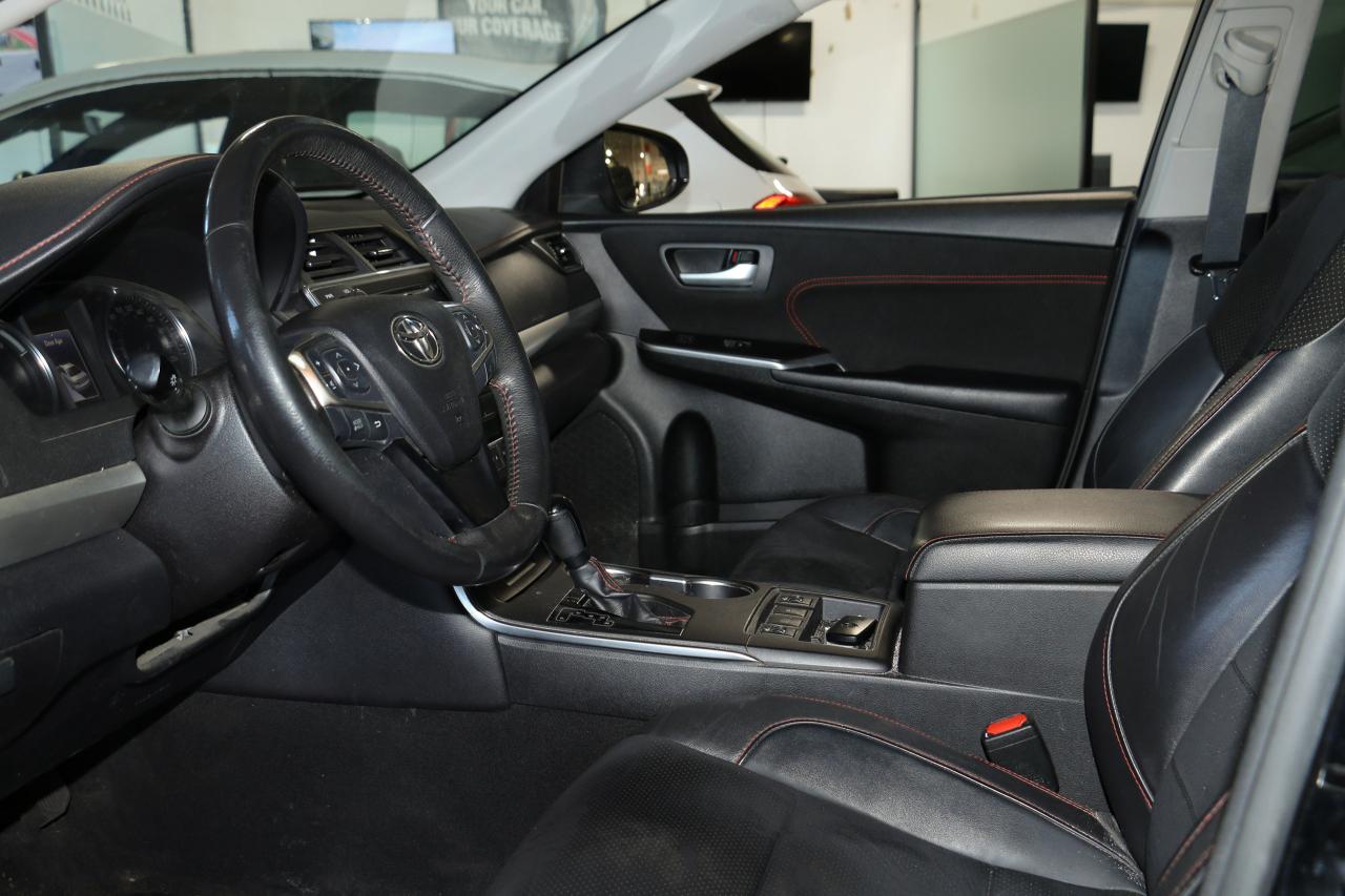 2017 Toyota Camry SE HYBRID - AS IS * AS TRADED Photo