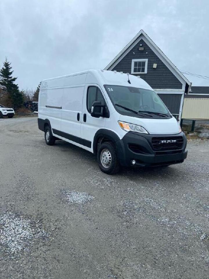 2024 RAM 3500 PROMA Photo