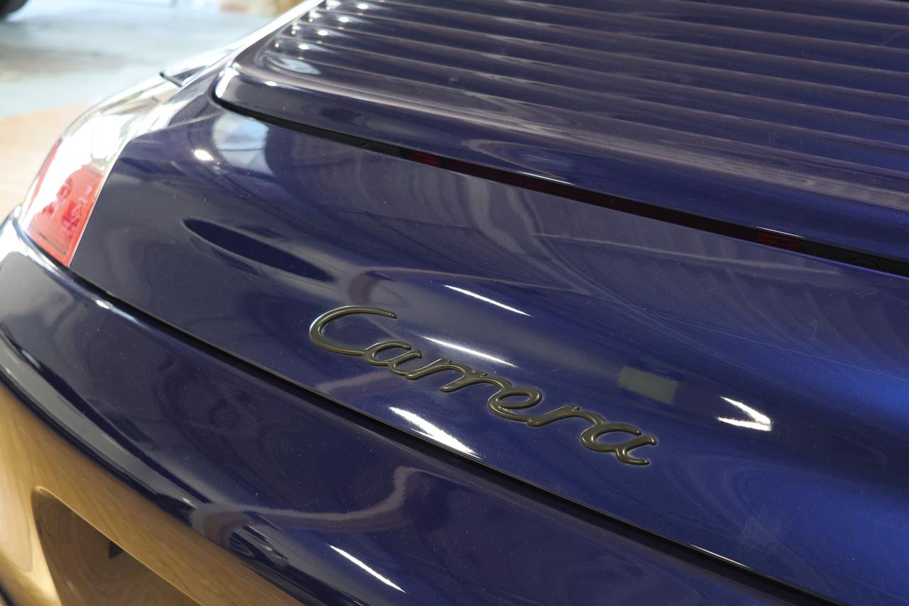 2002 Porsche 911 CARRERA AUTO Photo