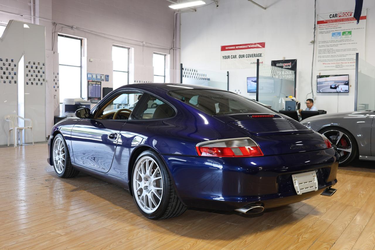 2002 Porsche 911 CARRERA AUTO Photo4