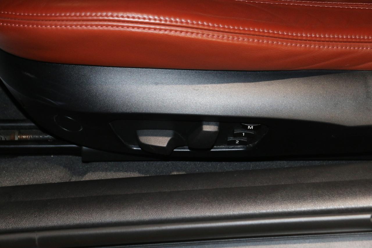 2009 BMW M3 - LEATHER|SUNROOF|NAVIGATION|HEATED SEATS Photo