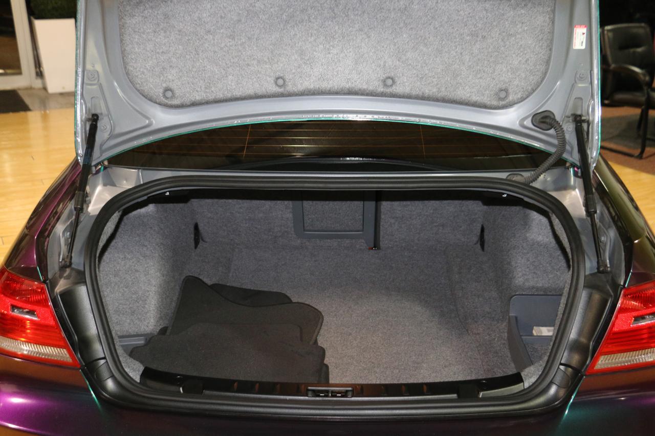 2009 BMW M3 - LEATHER|SUNROOF|NAVIGATION|HEATED SEATS Photo