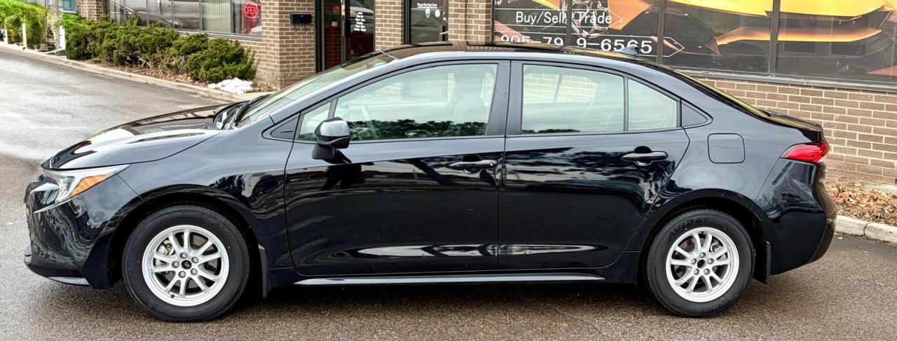 2024 Toyota Corolla Hybrid LE Photo2