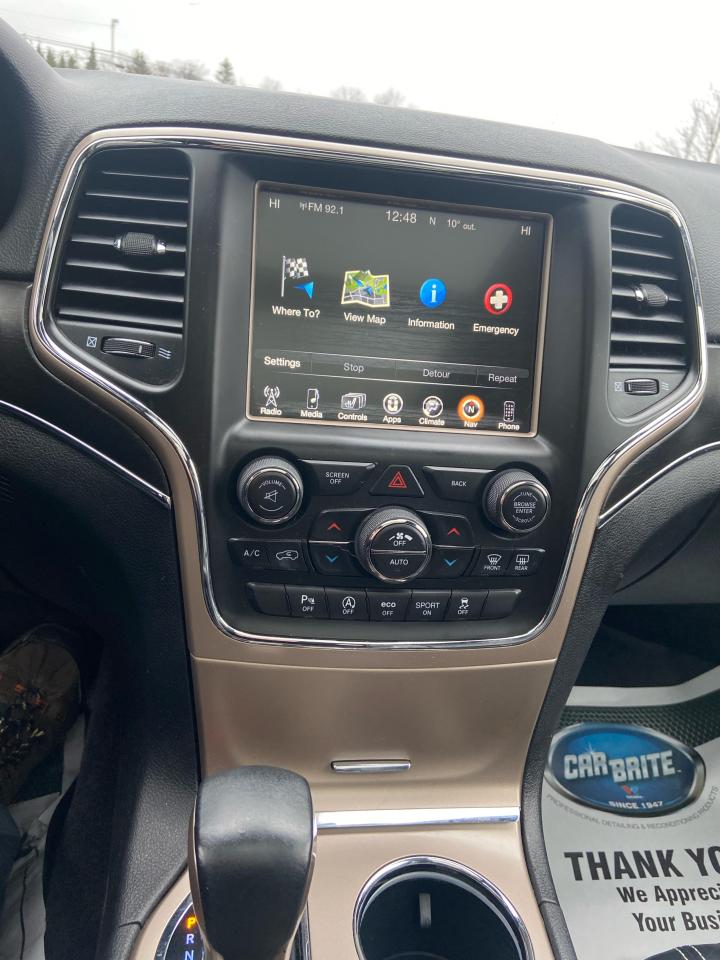 2017 Jeep Grand Cherokee Limited Photo12