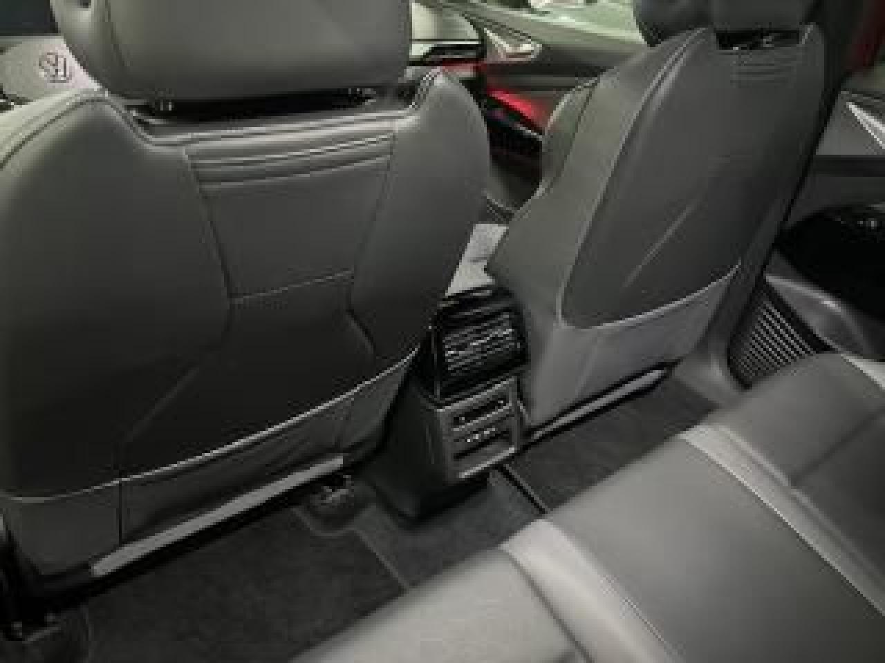 2023 Volkswagen ID.4 Pro S RWD w/SK On Battery Photo