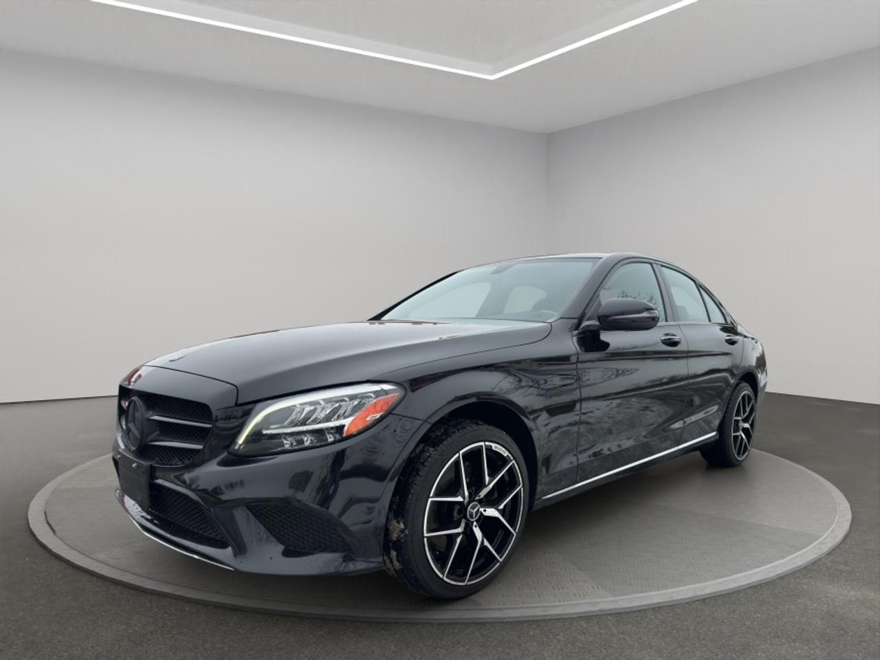 2019 Mercedes-Benz C-Class C300 Photo0