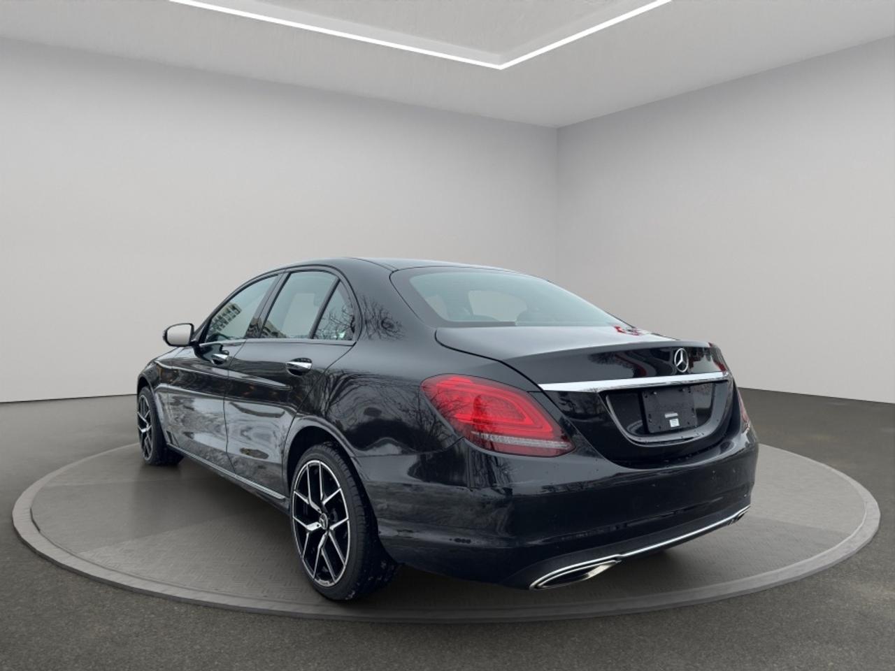 2019 Mercedes-Benz C-Class C300 Photo