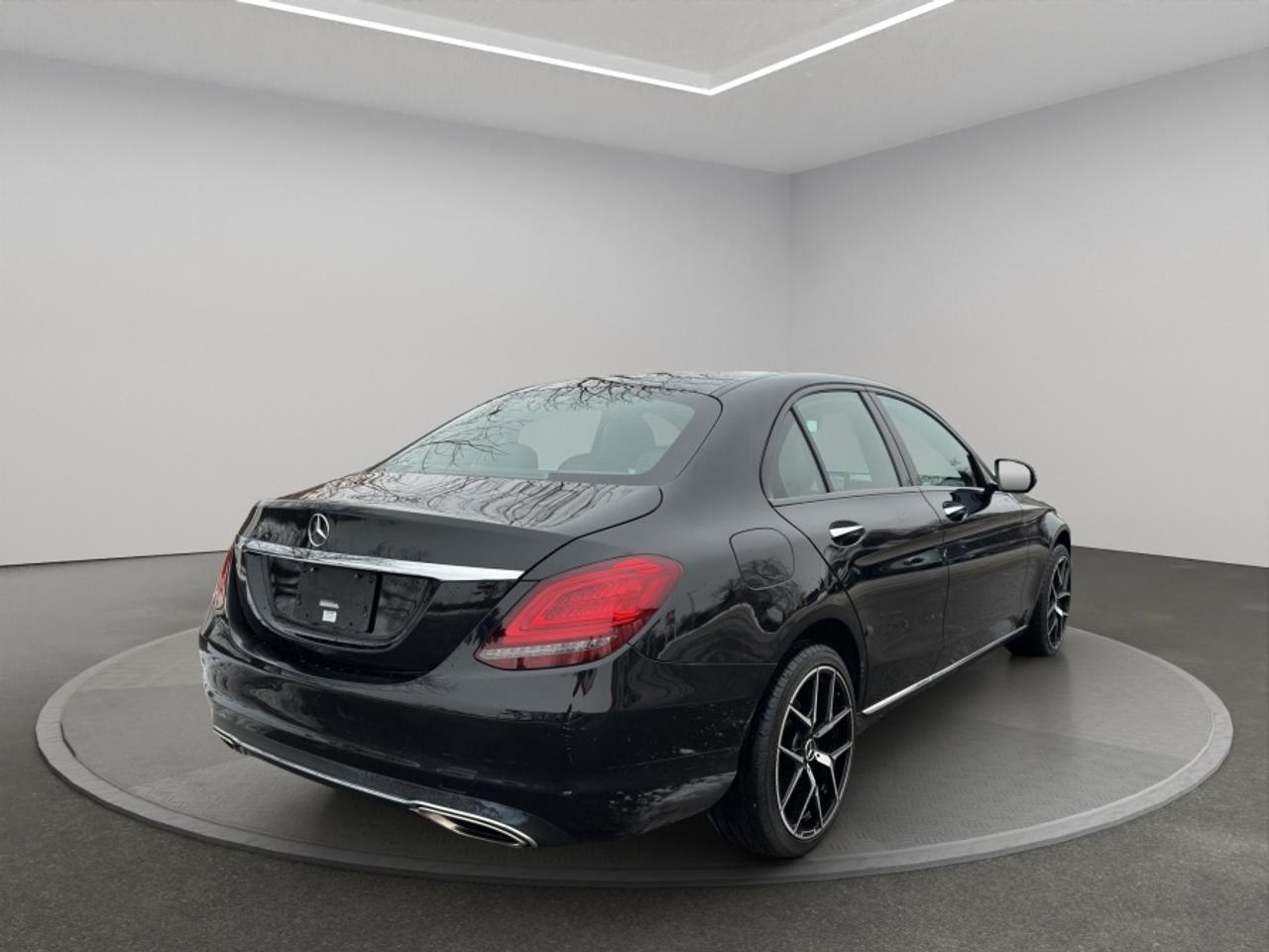 2019 Mercedes-Benz C-Class C300 Photo