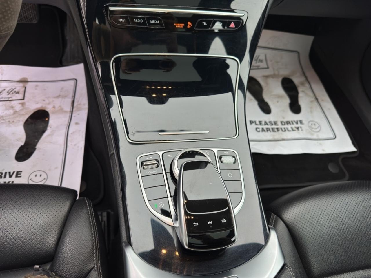 2019 Mercedes-Benz C-Class C300 Photo