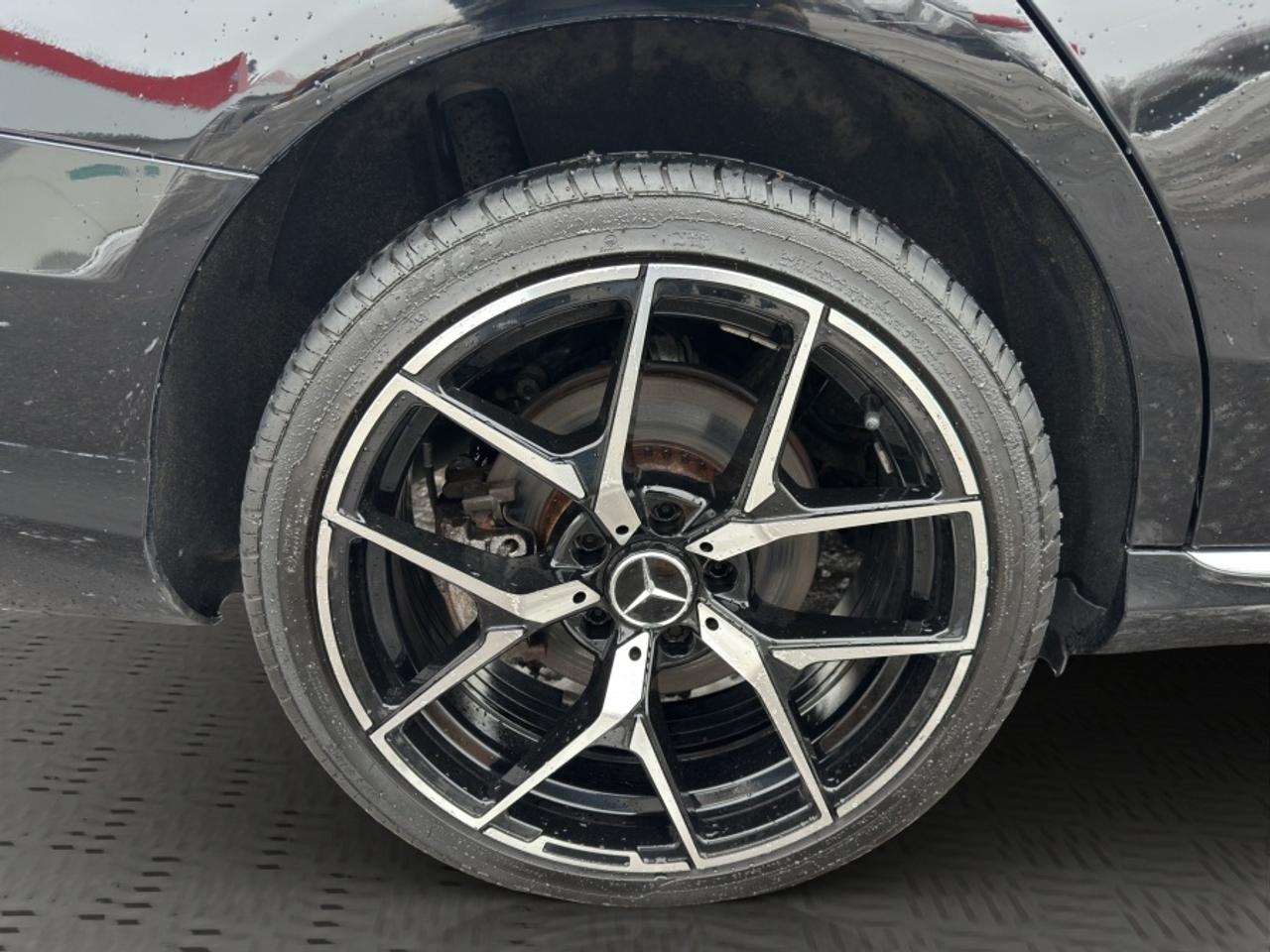 2019 Mercedes-Benz C-Class C300 Photo