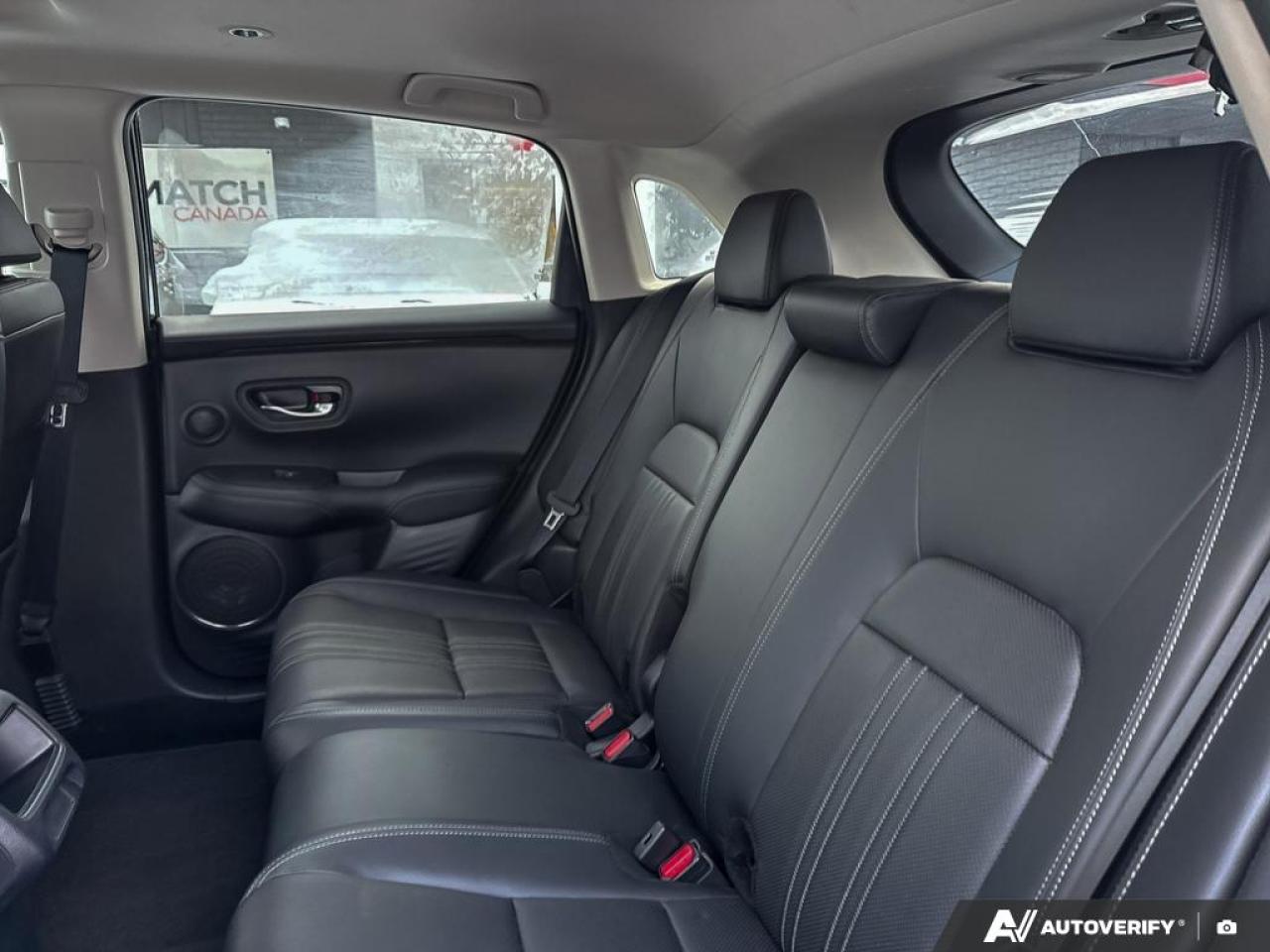 2023 Honda HR-V EX-L / LEATHER / ROOF / NAV / BLINDSPOT / AWD Photo