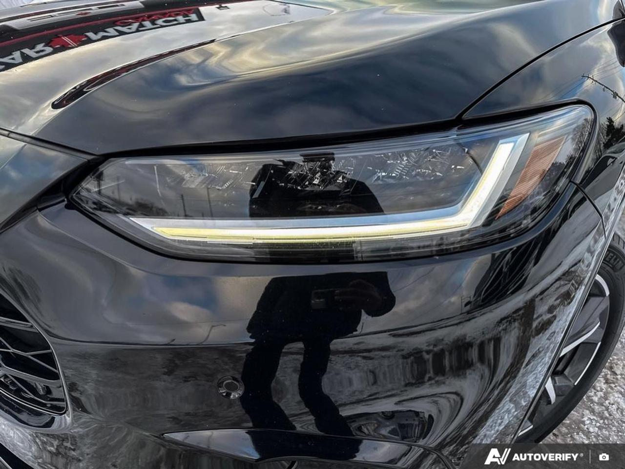 2023 Honda HR-V EX-L / LEATHER / ROOF / NAV / BLINDSPOT / AWD Photo