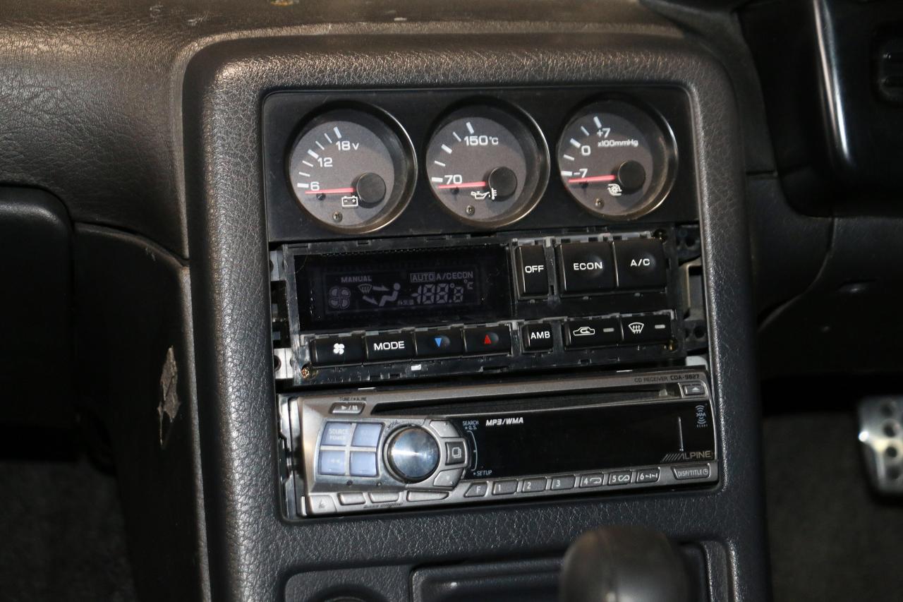 1990 Nissan Skyline R32 GTR - HALTECH DASH|HKS|NISMO|MISHIMOTO Photo