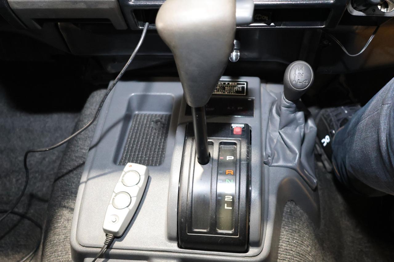 2000 Toyota Land Cruiser 70 SERIES 1HZ 4.2L DIESEL AUTO Photo