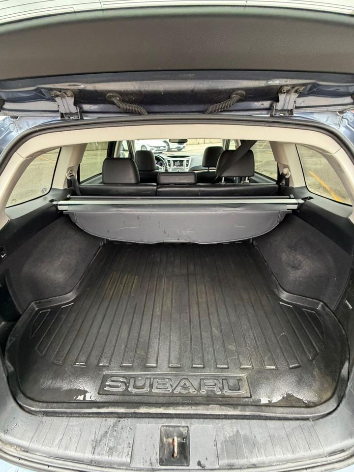 2014 Subaru Outback 2.5I LIMITED Photo