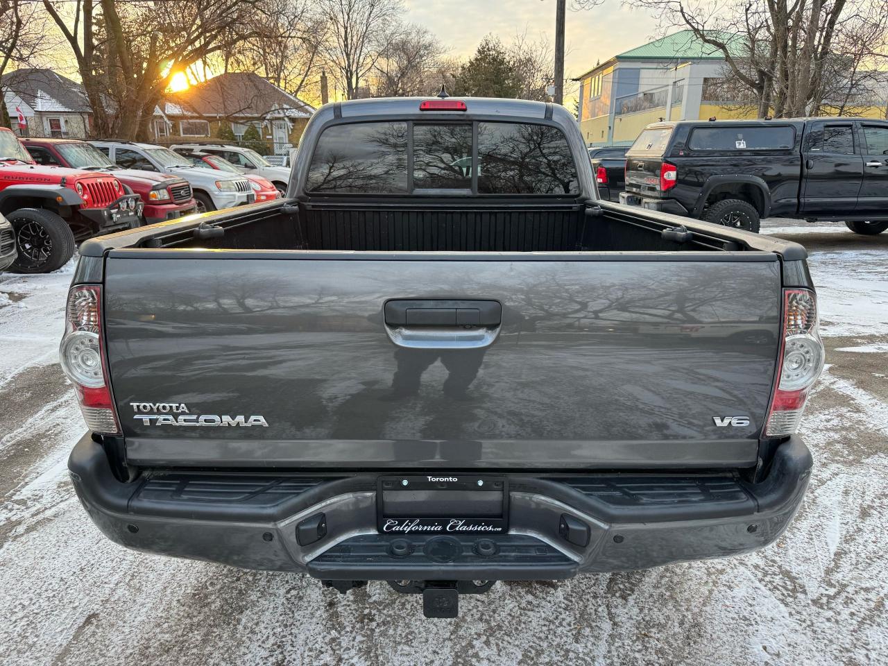 2015 Toyota Tacoma TRD SPORT - 4X4 Photo
