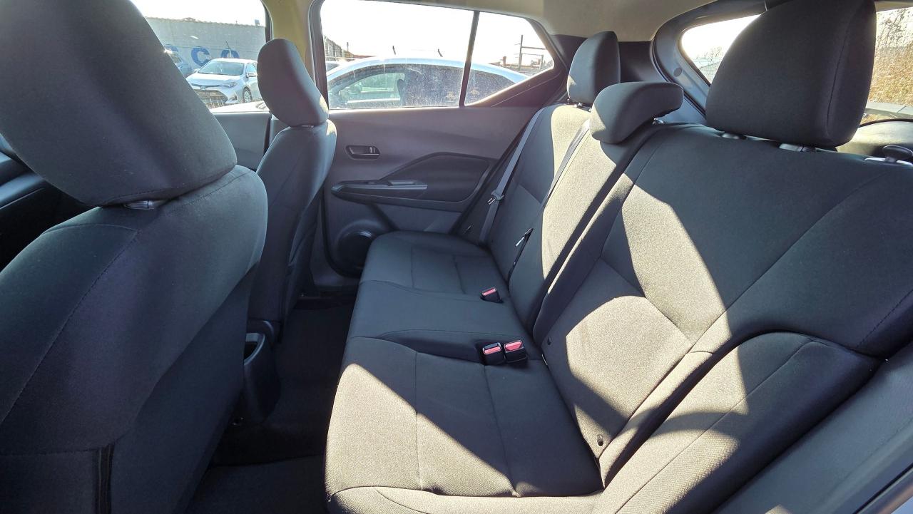 2025 Nissan Kicks S Photo