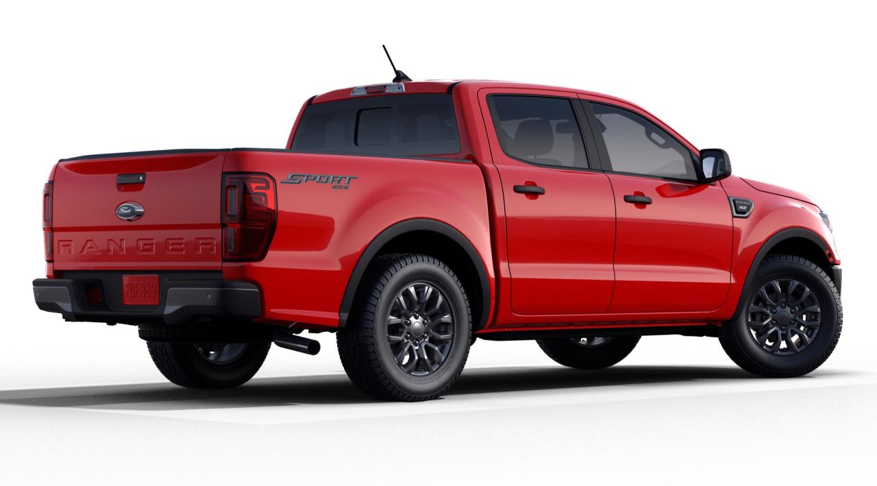 2023 Ford Ranger XLT 4WD SuperCrew 5' Box Photo2