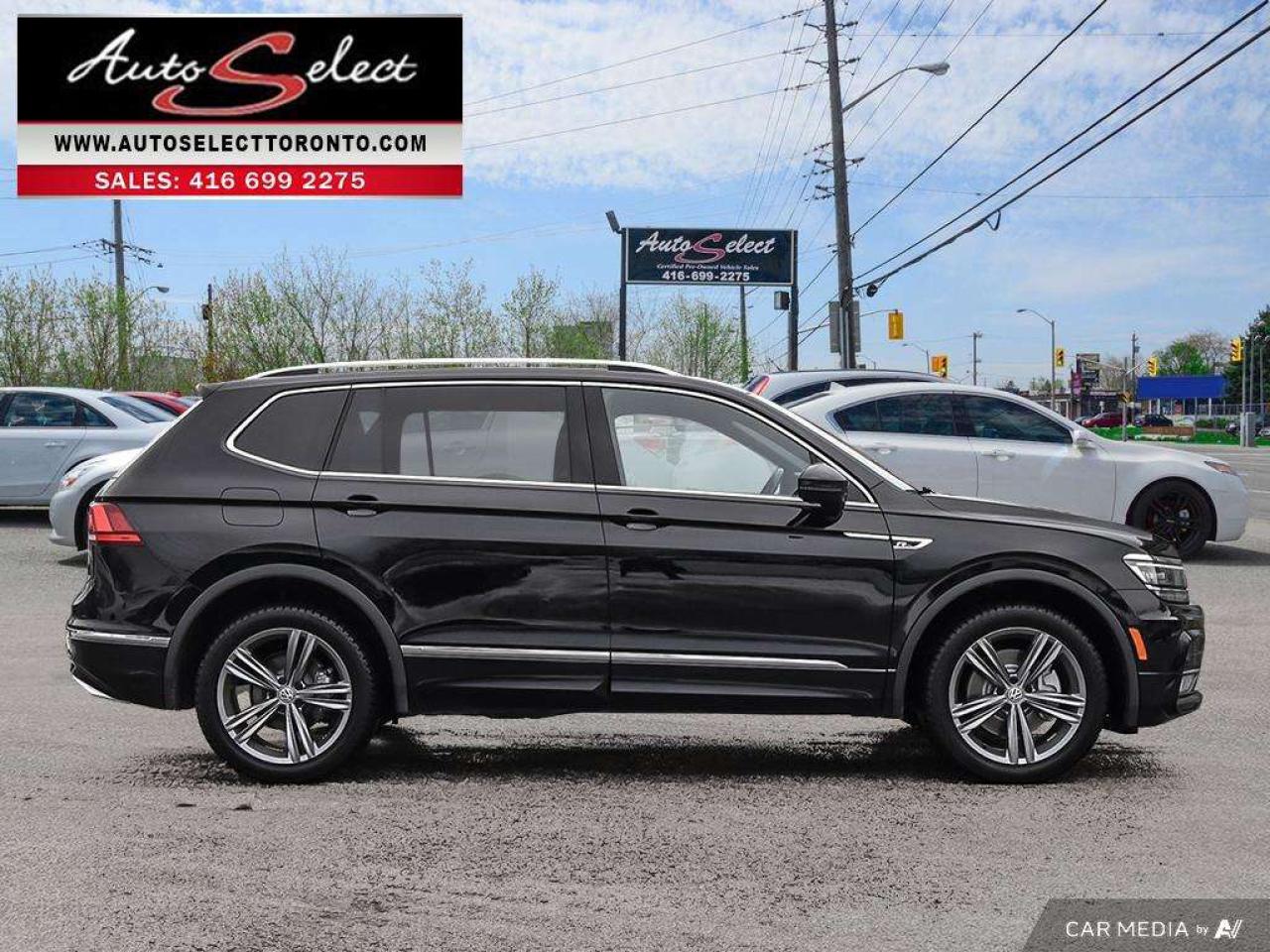 2021 Volkswagen Tiguan Highline R-Line 4Motion - Apple Carplay - Sunroof - Clean Carfax Photo