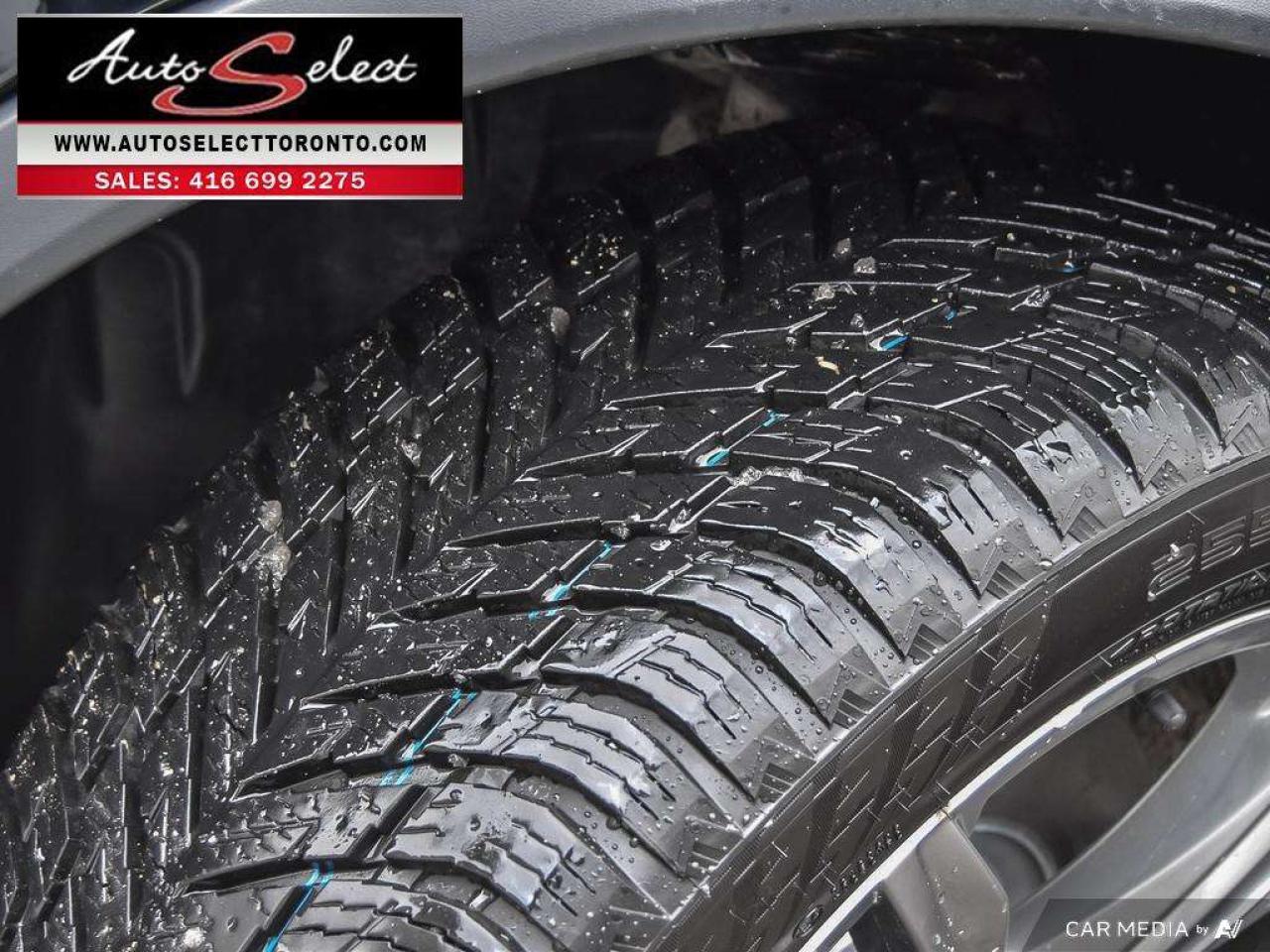 2021 Volkswagen Tiguan Highline R-Line 4Motion - Apple Carplay - Sunroof - Clean Carfax Photo