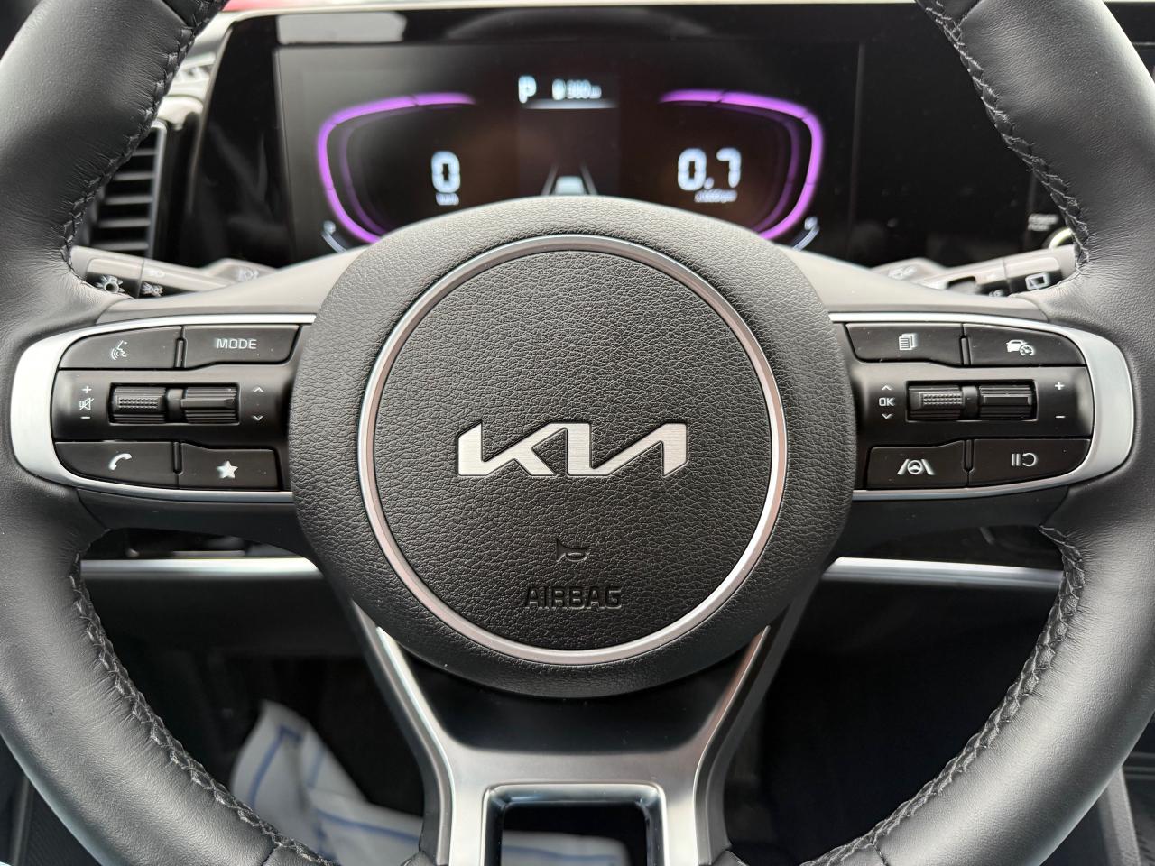 2025 Kia Sportage X-Line Leather! AutoStart! CarPlay! Photo