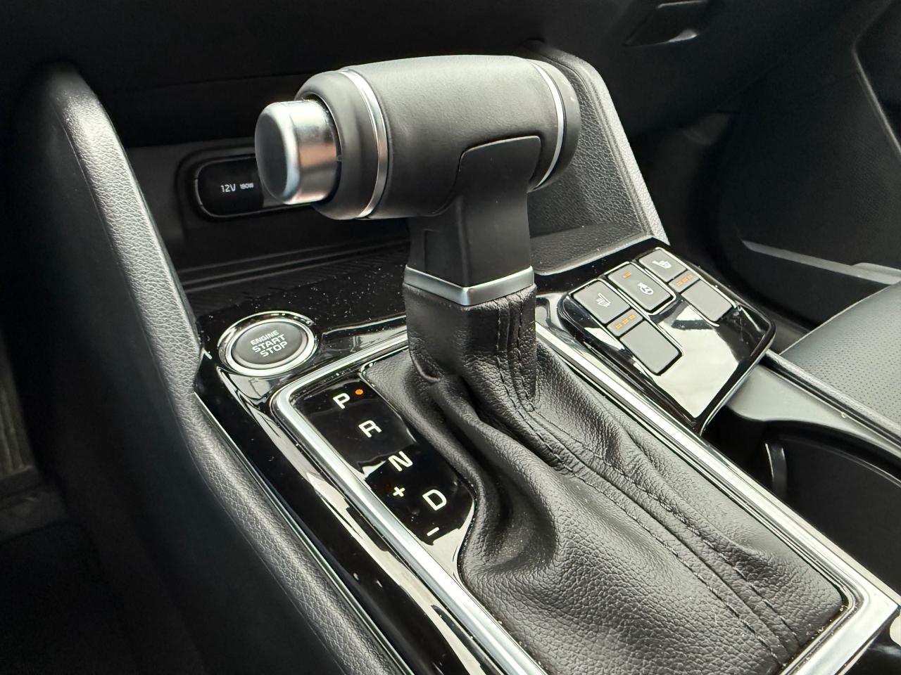 2025 Kia Sportage X-Line Leather! AutoStart! CarPlay! Photo