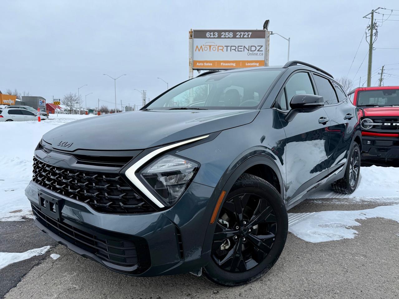 2025 Kia Sportage X-Line Leather! AutoStart! CarPlay! Photo