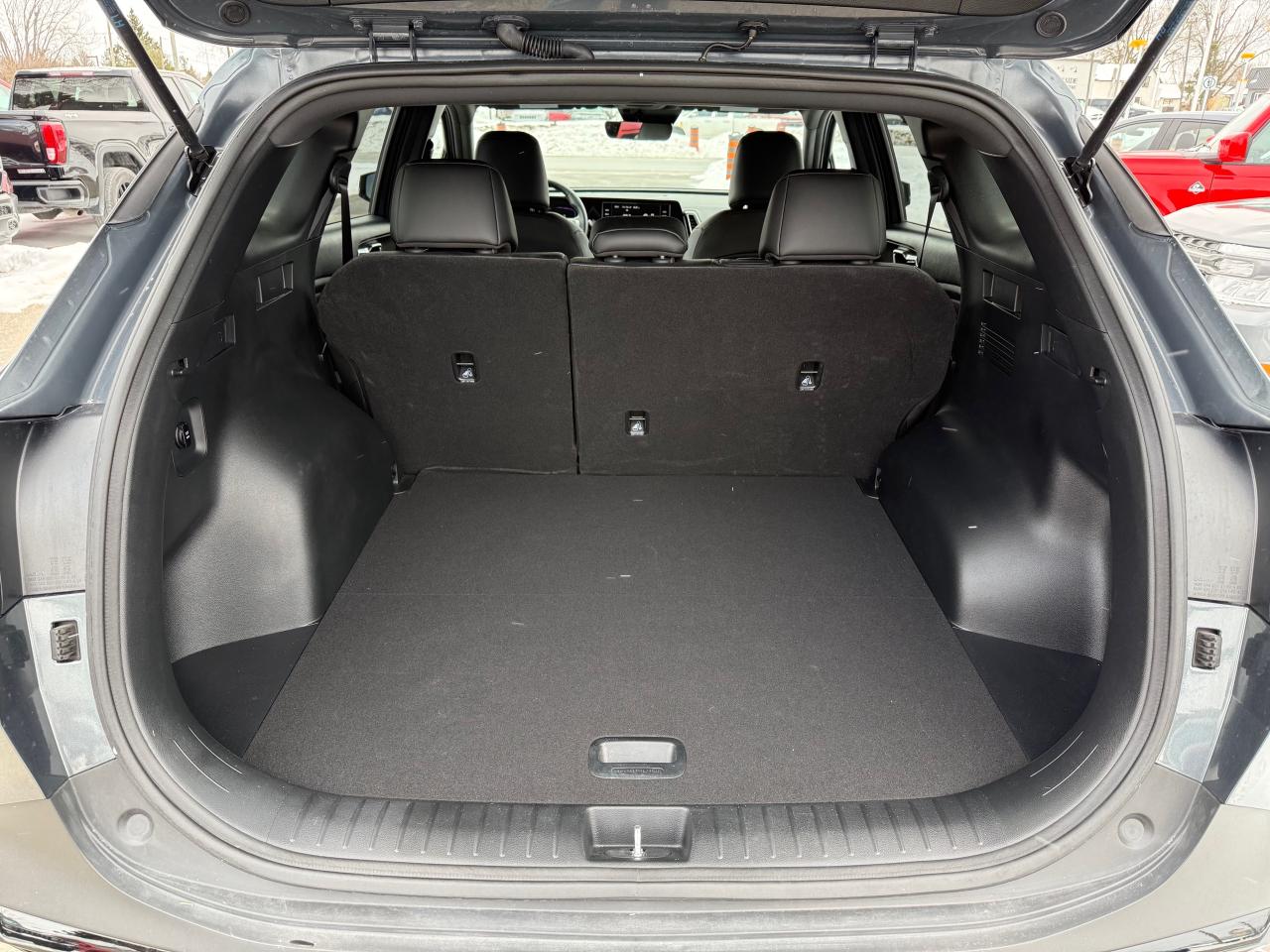 2025 Kia Sportage X-Line Leather! AutoStart! CarPlay! Photo