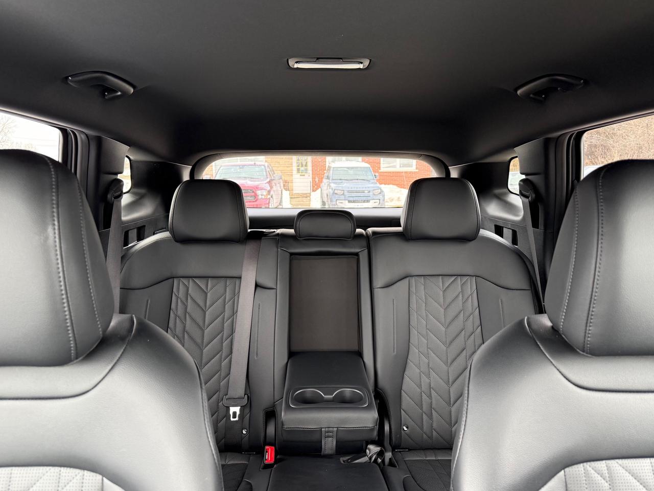 2025 Kia Sportage X-Line Leather! AutoStart! CarPlay! Photo