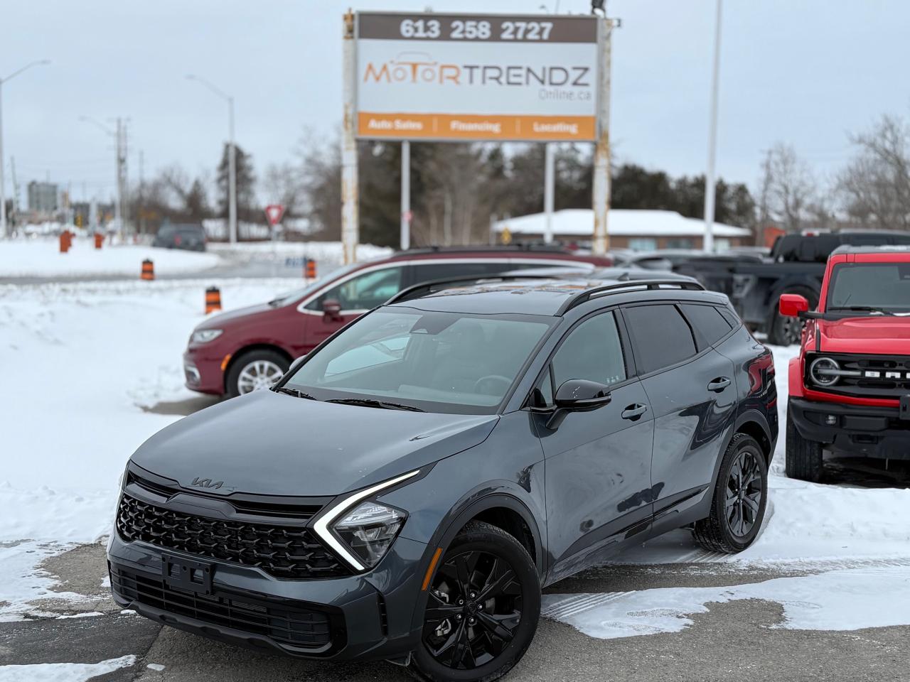 2025 Kia Sportage X-Line Leather! AutoStart! CarPlay! Photo