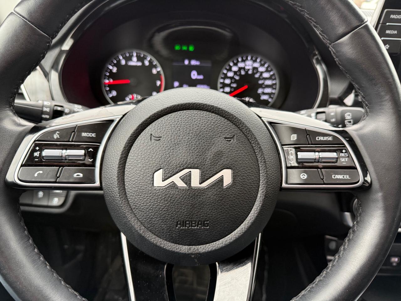 2023 Kia Seltos EX Leather! Sunroof! AutoStart! Photo