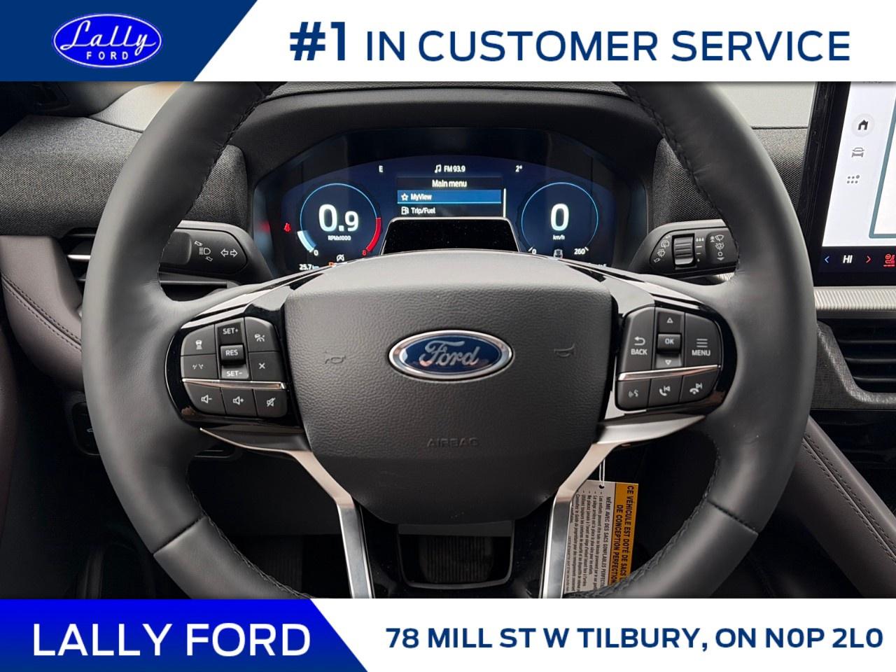 2026 Ford Explorer Platinum 4WD Photo