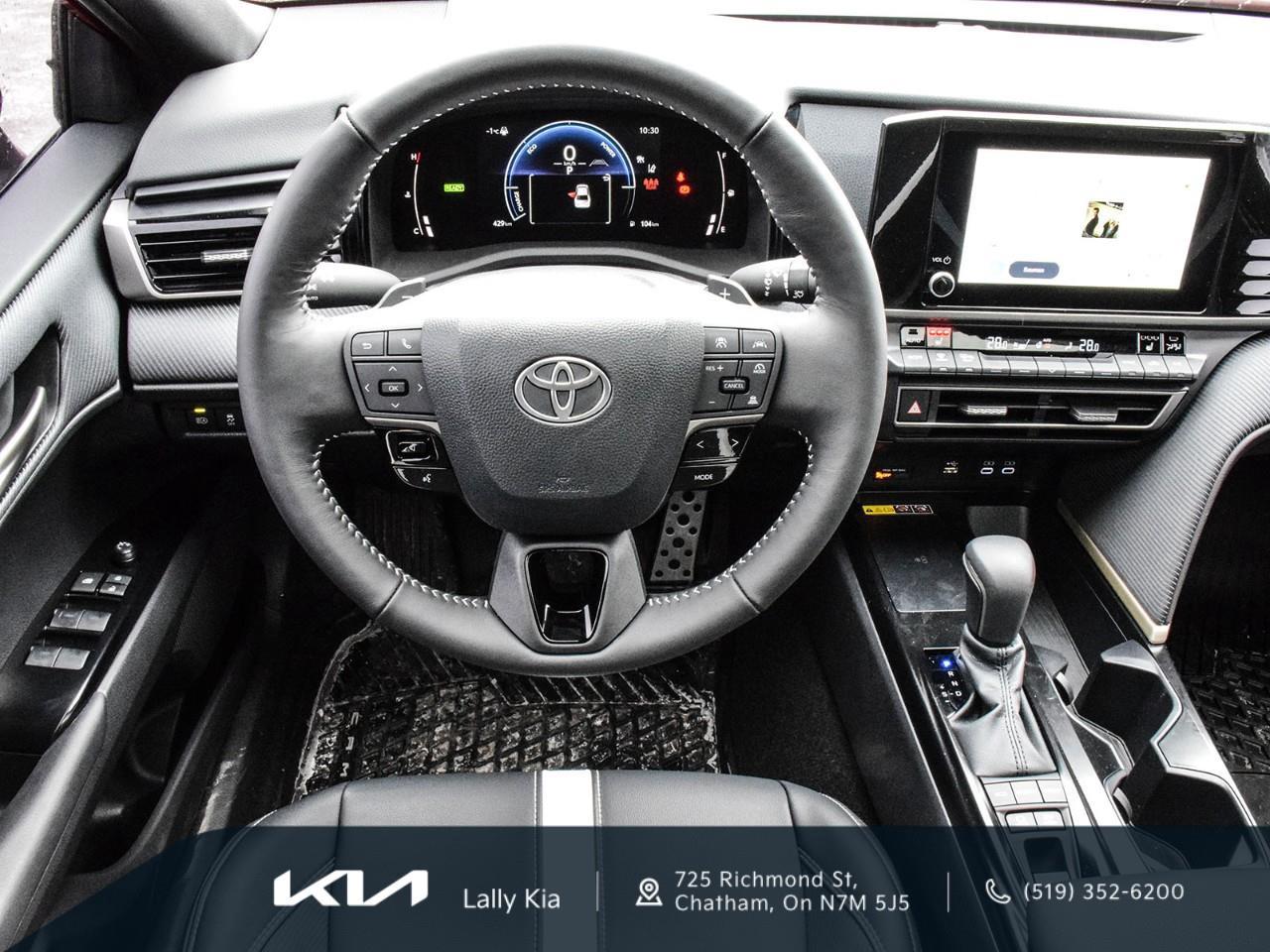 2026 Toyota Camry SE New Arrival | Hybrid | Low KMs | Clean CarFax Photo