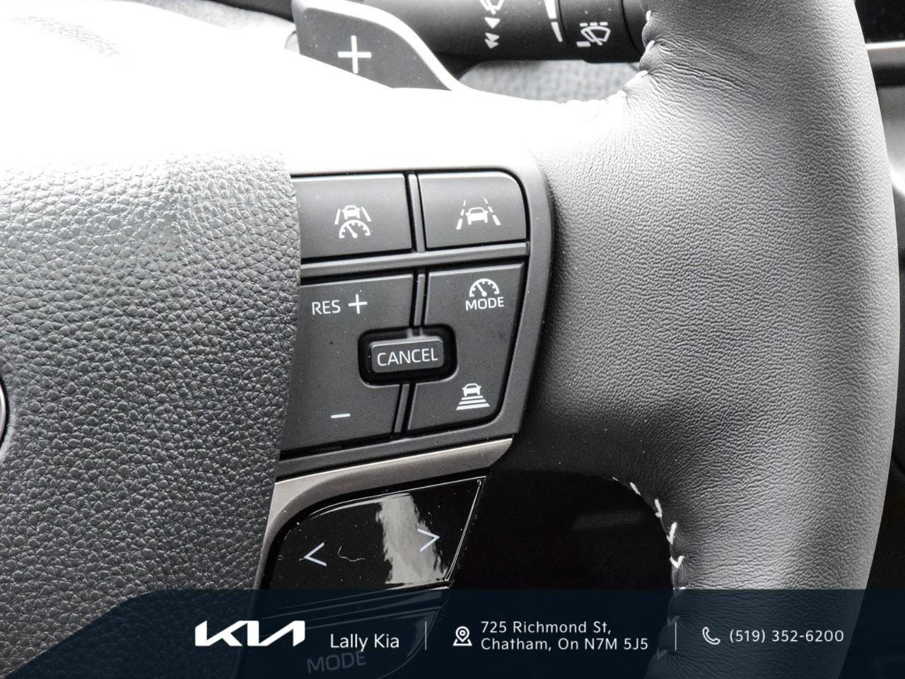 2026 Toyota Camry SE New Arrival | Hybrid | Low KMs | Clean CarFax Photo