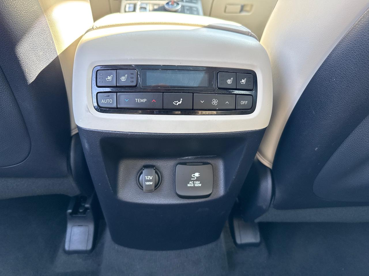 2022 Hyundai PALISADE Ultimate Calligraphy Photo