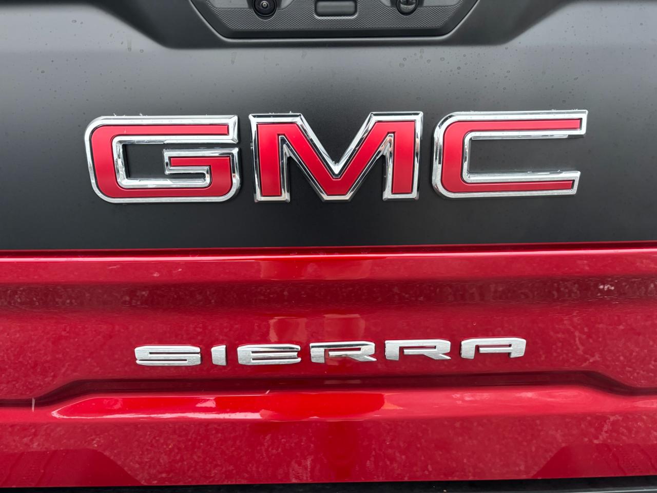 2026 GMC Sierra 1500 2026 GMC Sierra AT4-X Crew Cab 4WD Photo
