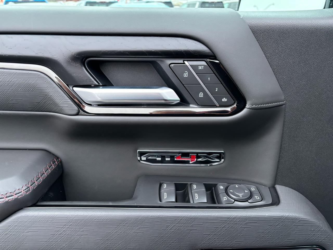 2026 GMC Sierra 1500 2026 GMC Sierra AT4-X Crew Cab 4WD Photo