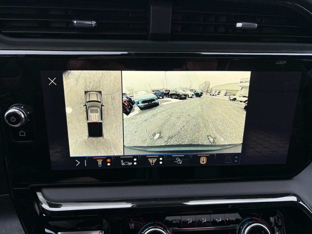 2026 GMC Sierra 1500 2026 GMC Sierra AT4-X Crew Cab 4WD Photo