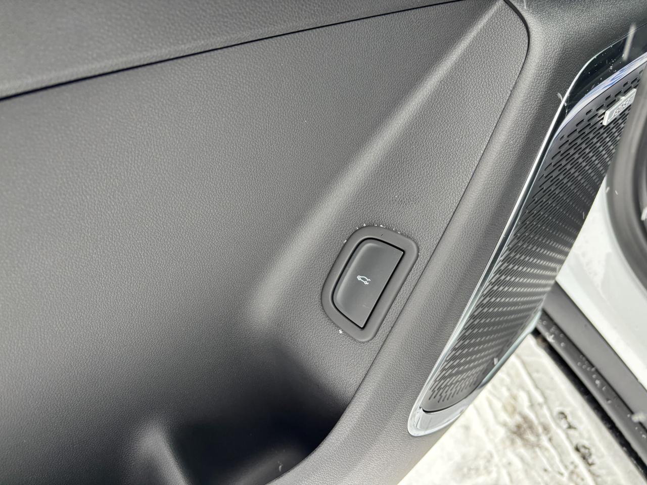 2026 GMC Acadia 2026 GMC Acadia Elevation AWD Photo