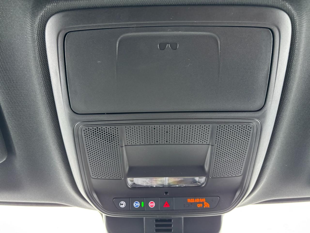 2026 GMC Acadia 2026 GMC Acadia Elevation AWD Photo