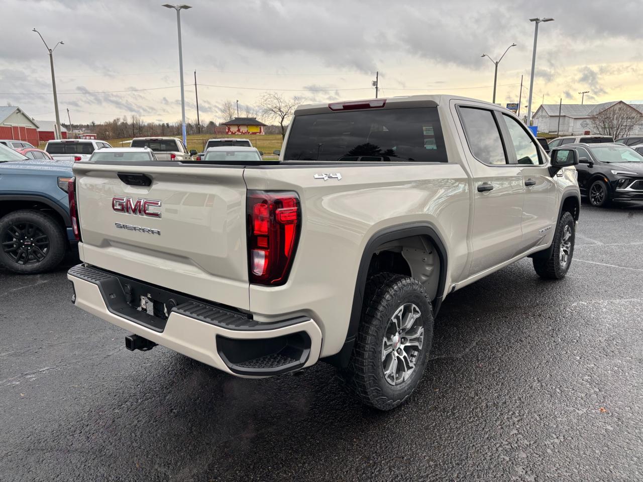 2026 GMC Sierra 1500 2026 GMC Sierra Pro Crew Cab 4WD Photo