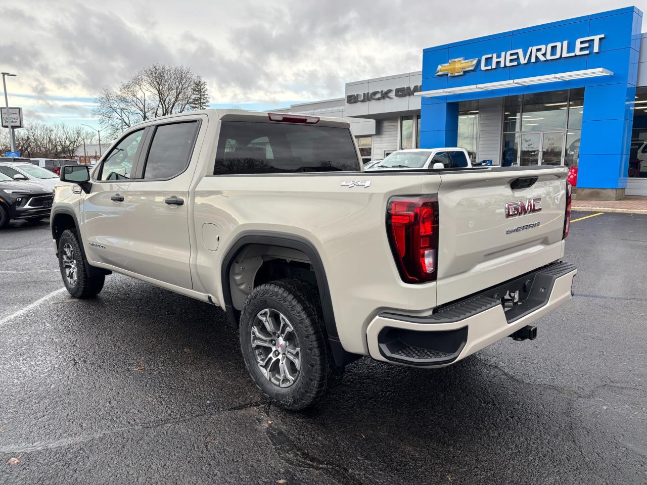 2026 GMC Sierra 1500 2026 GMC Sierra Pro Crew Cab 4WD Photo