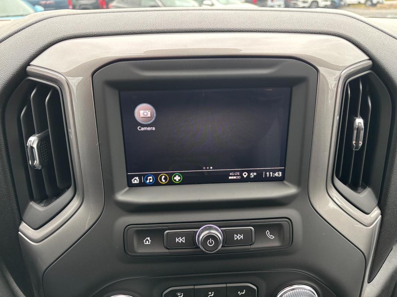 2026 GMC Sierra 1500 2026 GMC Sierra Pro Crew Cab 4WD Photo