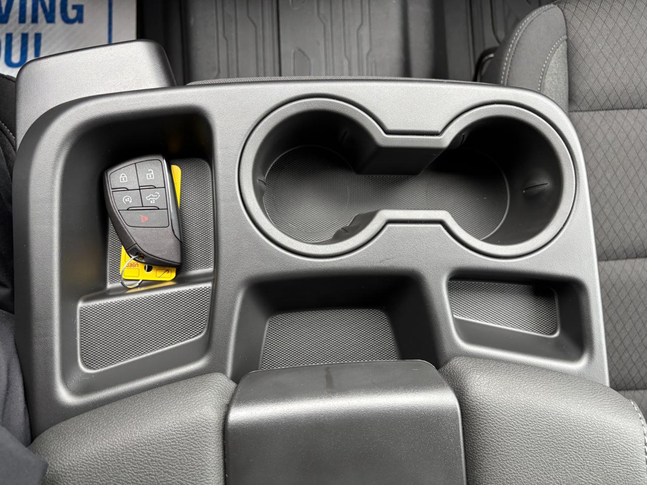 2026 GMC Sierra 1500 2026 GMC Sierra Pro Crew Cab 4WD Photo