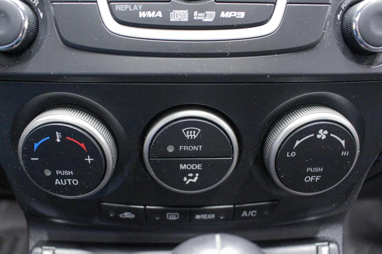 2012 Mazda MAZDA5 GT LOW KMS - LEATHER SEATS - HEATED FRONT SEATS Photo