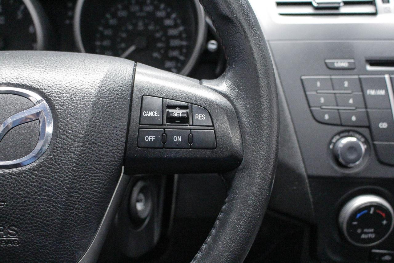 2012 Mazda MAZDA5 GT LOW KMS - LEATHER SEATS - HEATED FRONT SEATS Photo