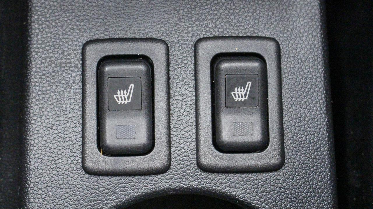 2012 Mazda MAZDA5 GT LOW KMS - LEATHER SEATS - HEATED FRONT SEATS Photo