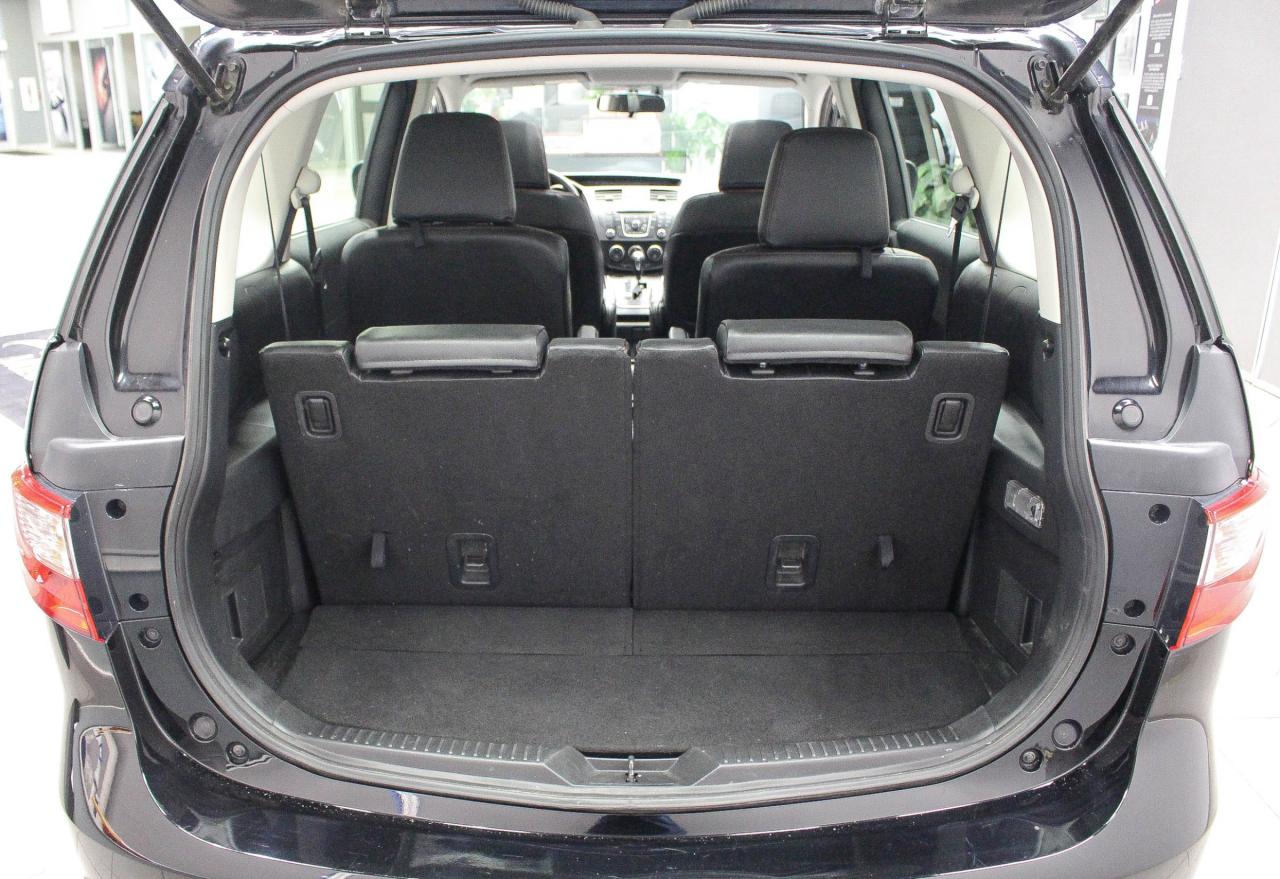 2012 Mazda MAZDA5 GT LOW KMS - LEATHER SEATS - HEATED FRONT SEATS Photo