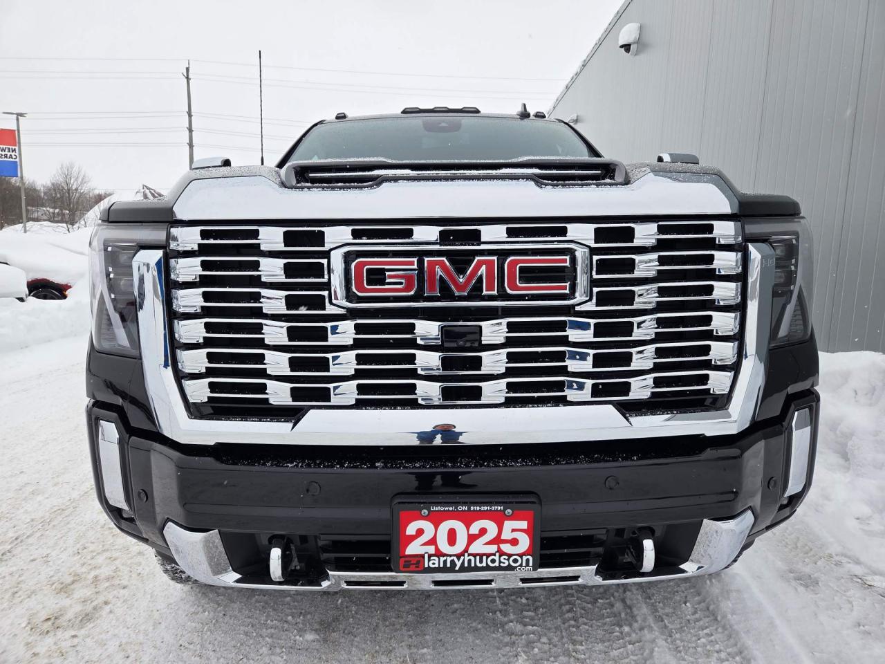 2025 GMC Sierra 2500 Denali Crew Cab 4X4 One Owner | Leather | 20" Wheels Photo
