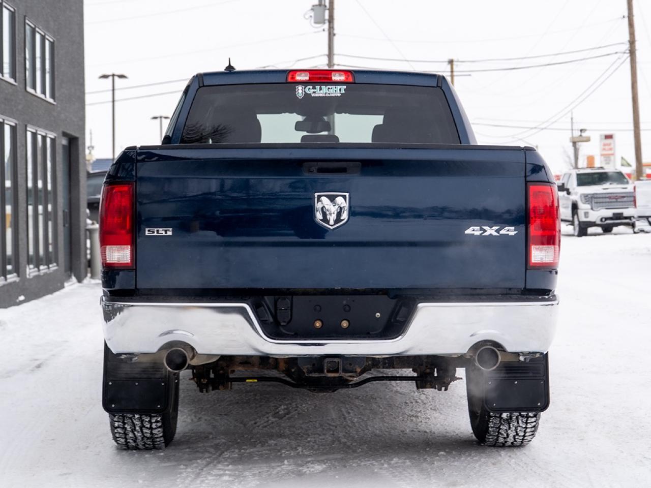 2022 RAM 1500 Classic SLT Photo27